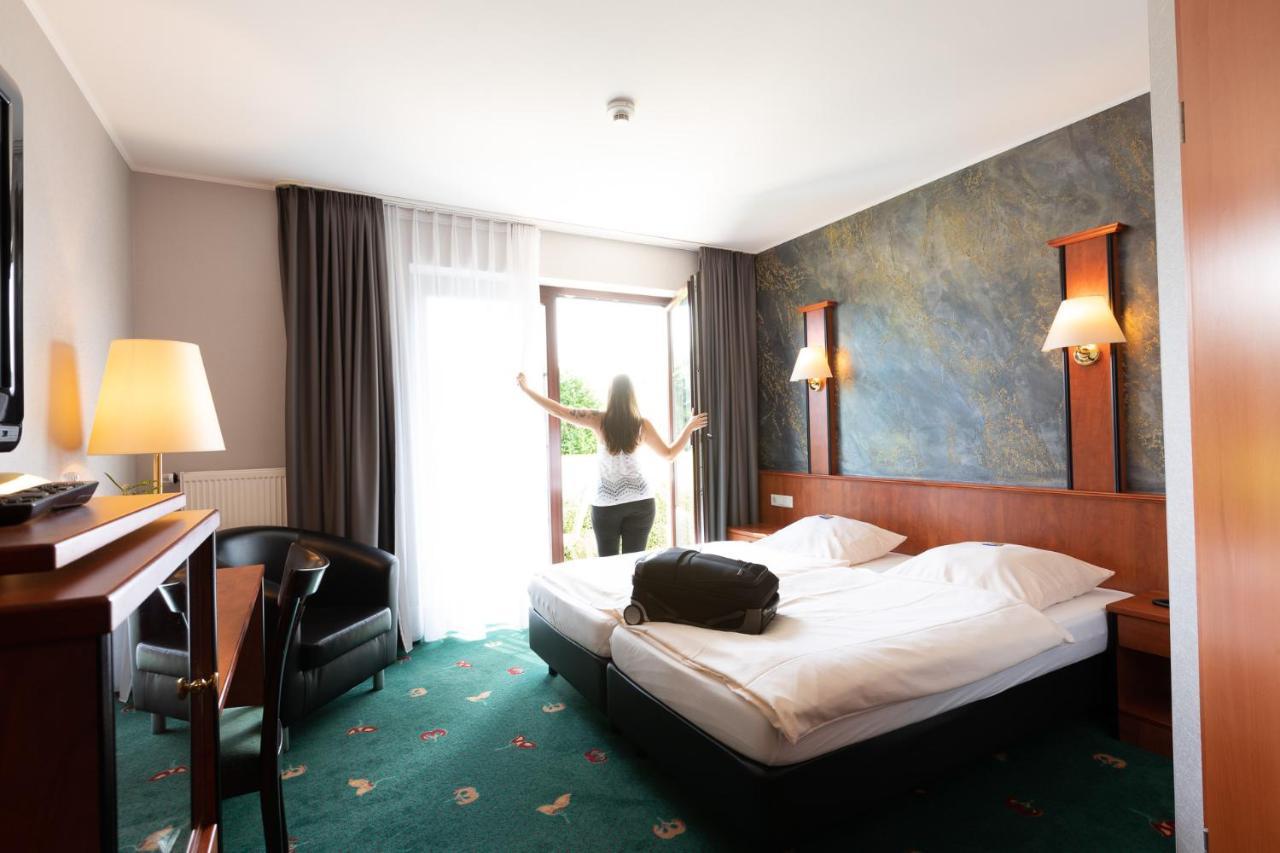 Hotel Freihof Hiddenhausen Zewnętrze zdjęcie