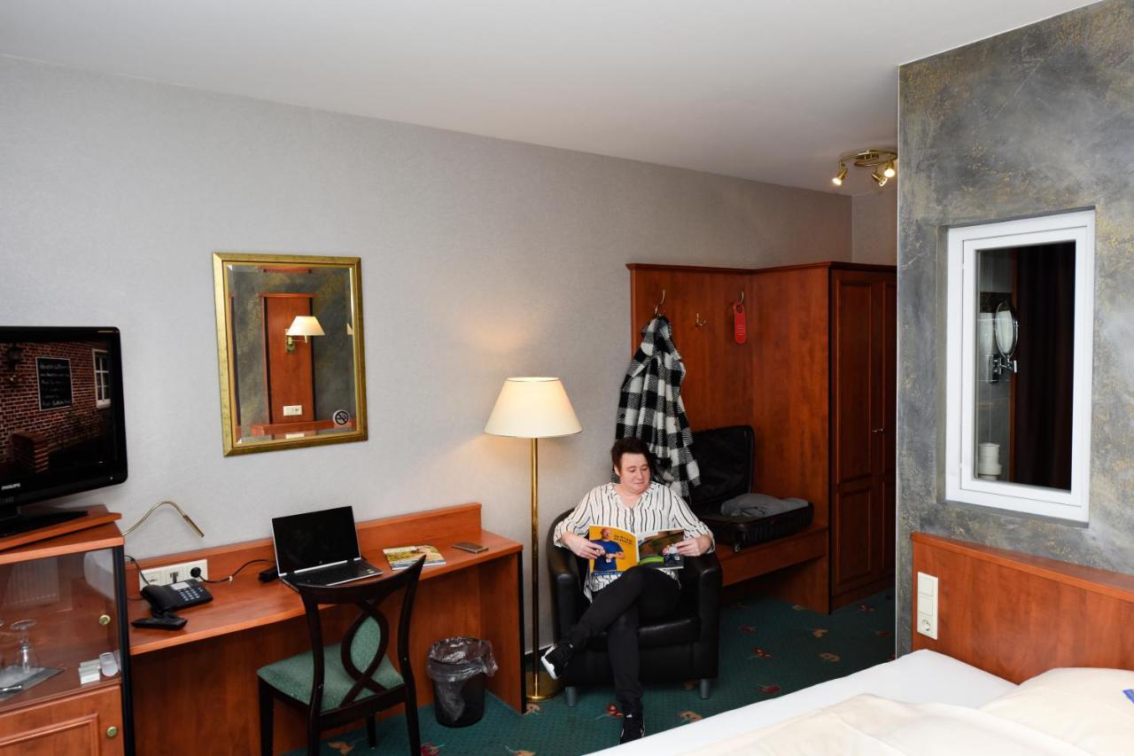 Hotel Freihof Hiddenhausen Zewnętrze zdjęcie