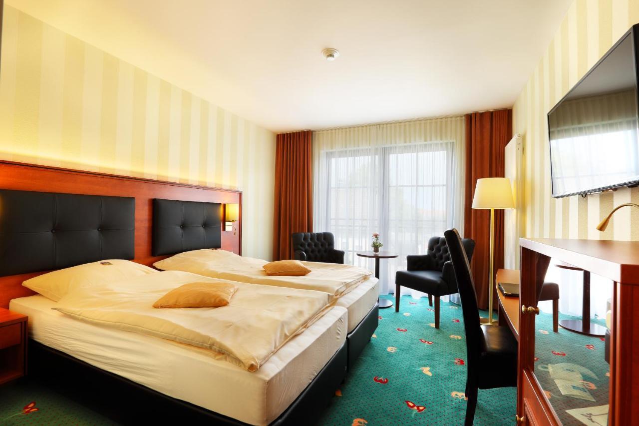 Hotel Freihof Hiddenhausen Zewnętrze zdjęcie