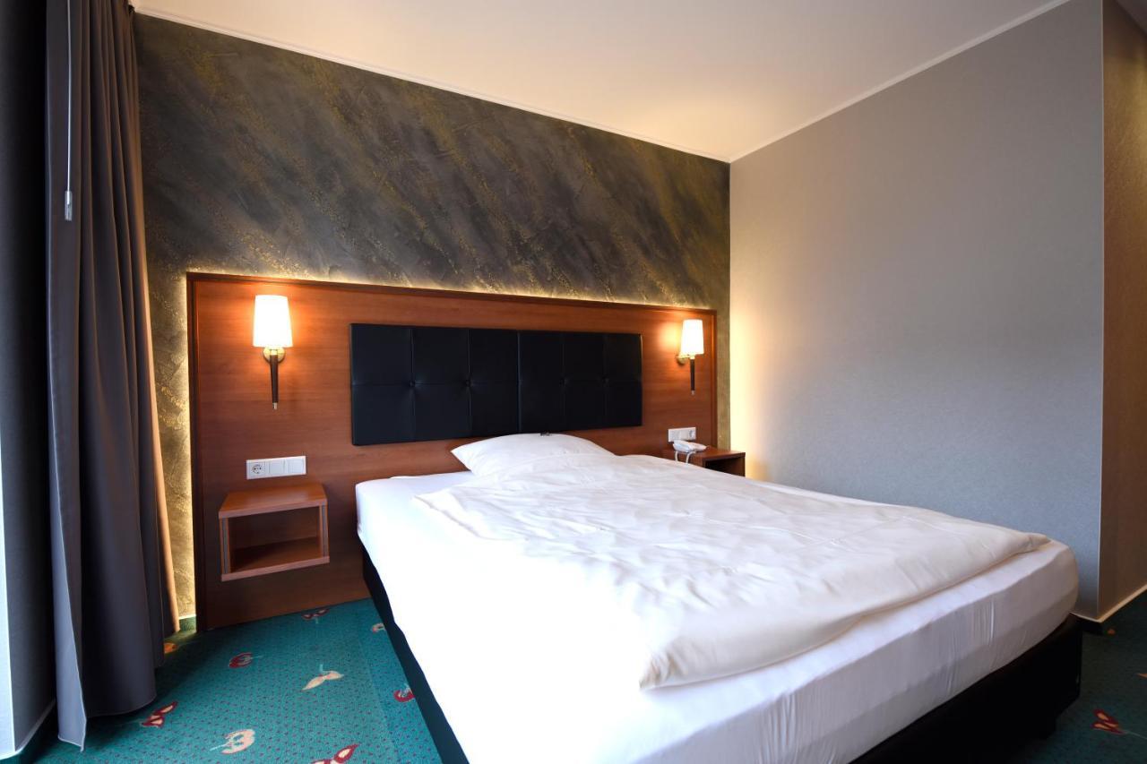 Hotel Freihof Hiddenhausen Zewnętrze zdjęcie
