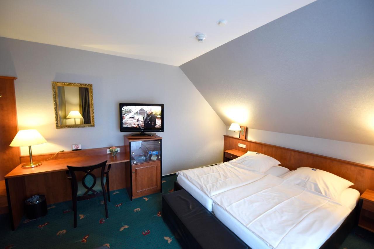 Hotel Freihof Hiddenhausen Zewnętrze zdjęcie