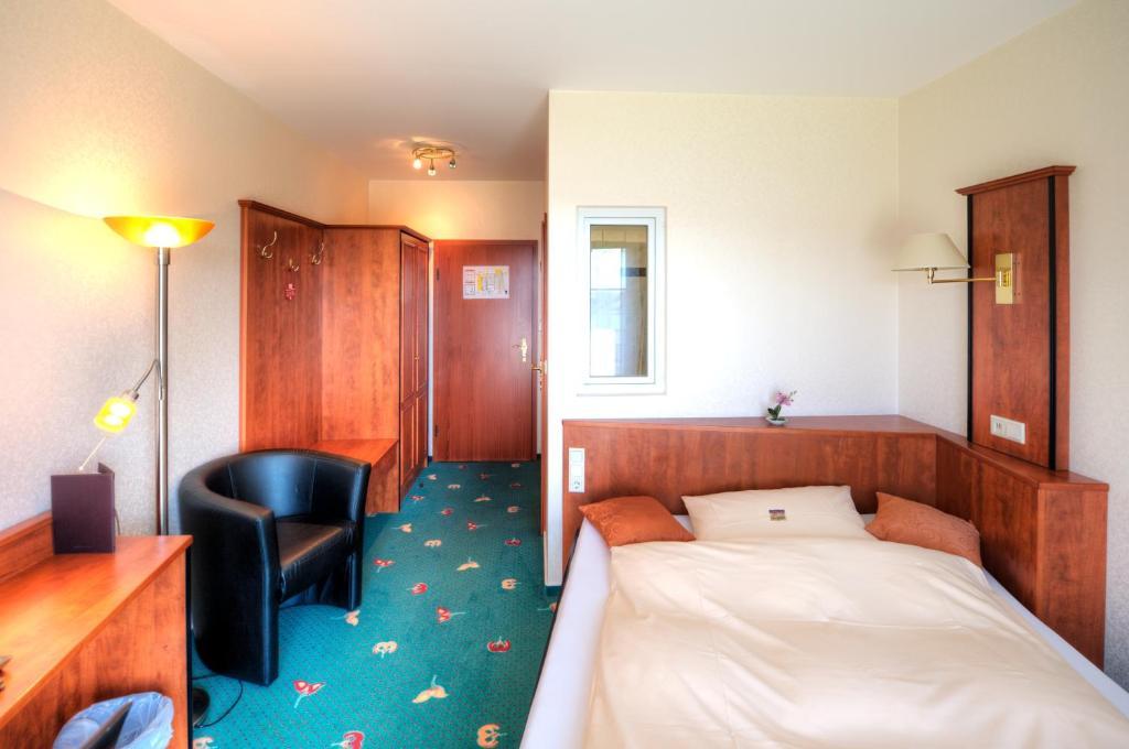 Hotel Freihof Hiddenhausen Pokój zdjęcie