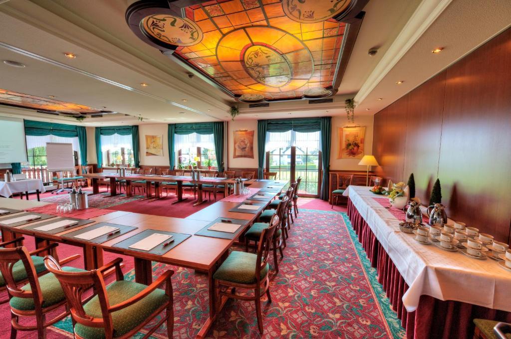 Hotel Freihof Hiddenhausen Zewnętrze zdjęcie